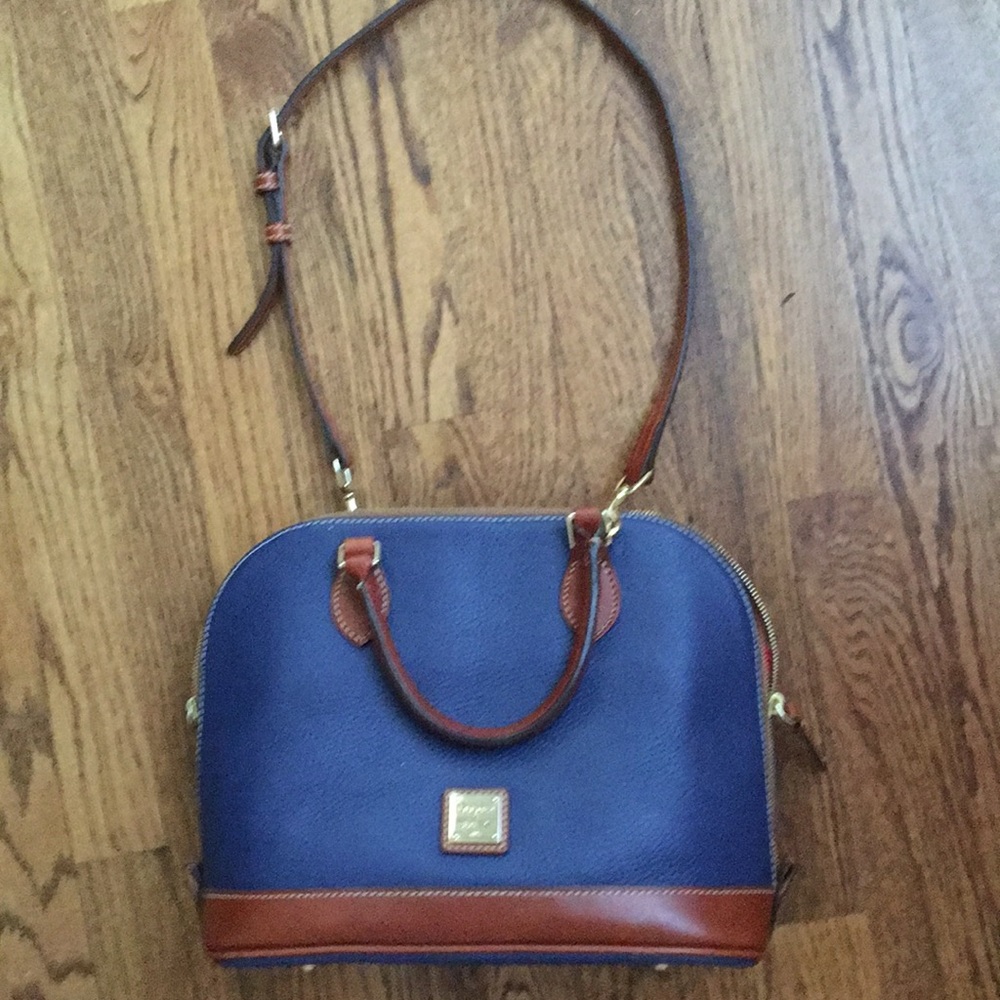 Dooney and Bourke leather purse